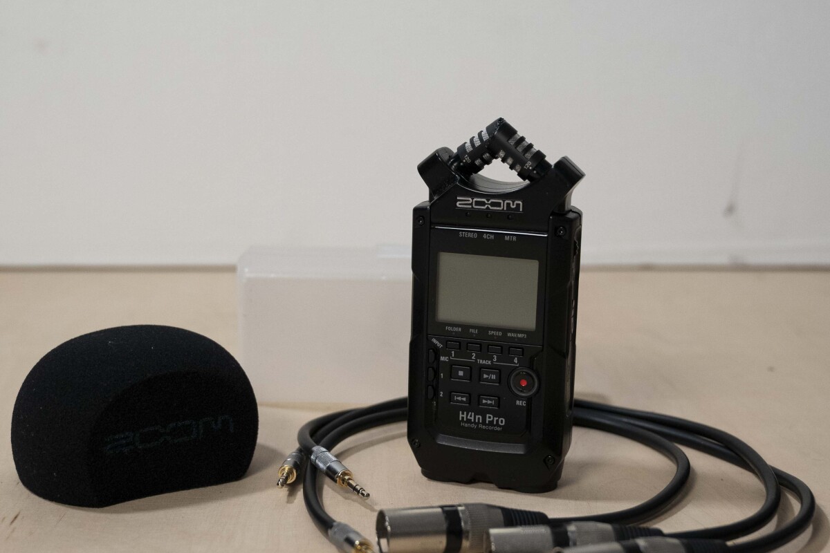 Location Zoom H4n Pro Black - Lightyshare