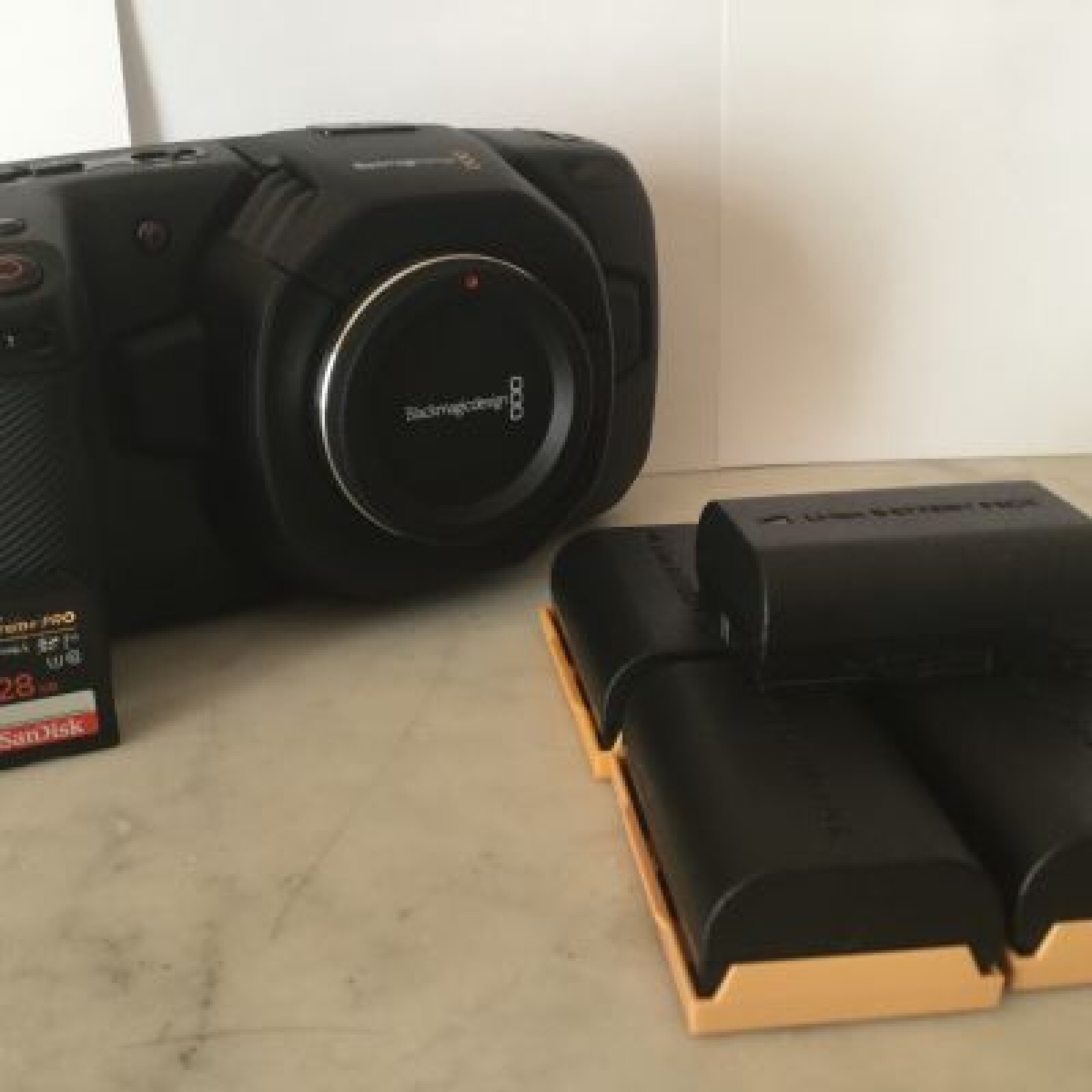 Pocket cinema Camera 4K + 5 batterie - Photo 1 sur 3