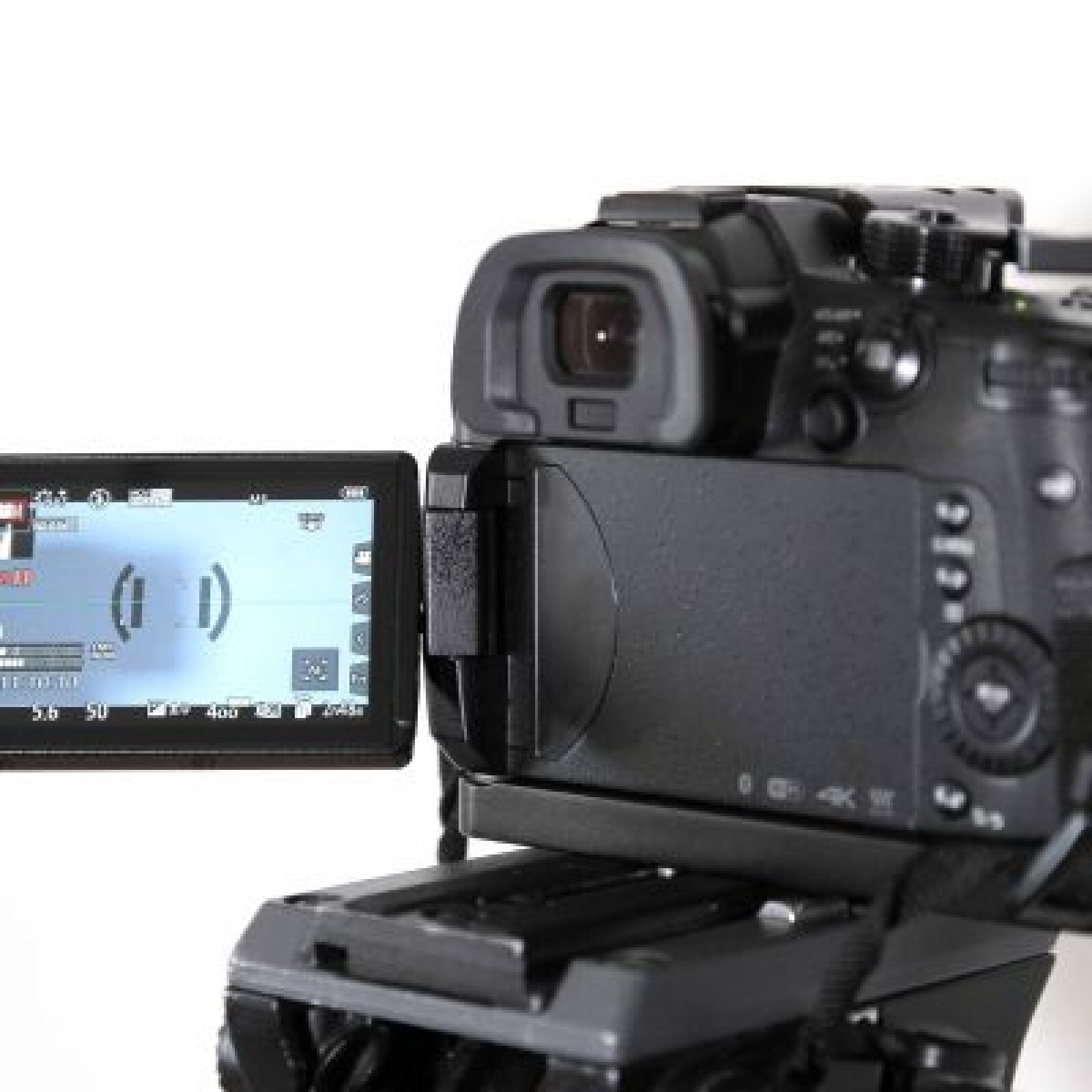 Panasonic GH5 + Panasonic 12-35 f2.8 + Panasonic 35-100 f2.8 + V-LOG + trépied - Photo 3 sur 4