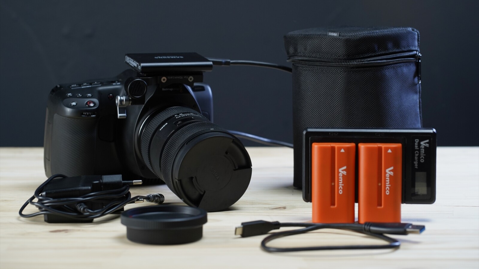 Pack Tournage // BlackMagic Pocket Cinema Camera 6K Pro // #essentiels - Photo 1 sur 3