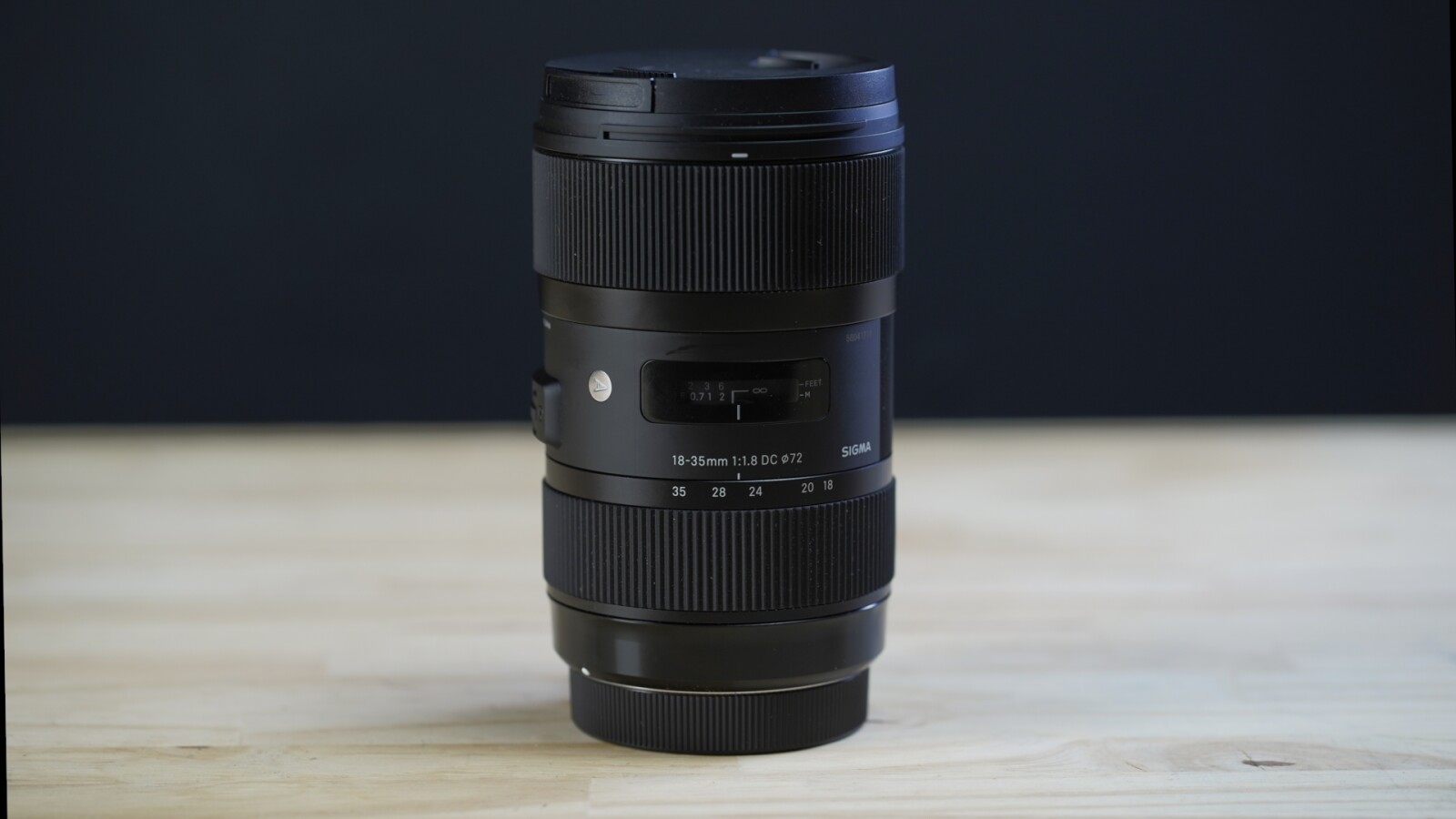 Objectif Sigma Art 18-35 mm 1.8 - Photo 1 sur 2