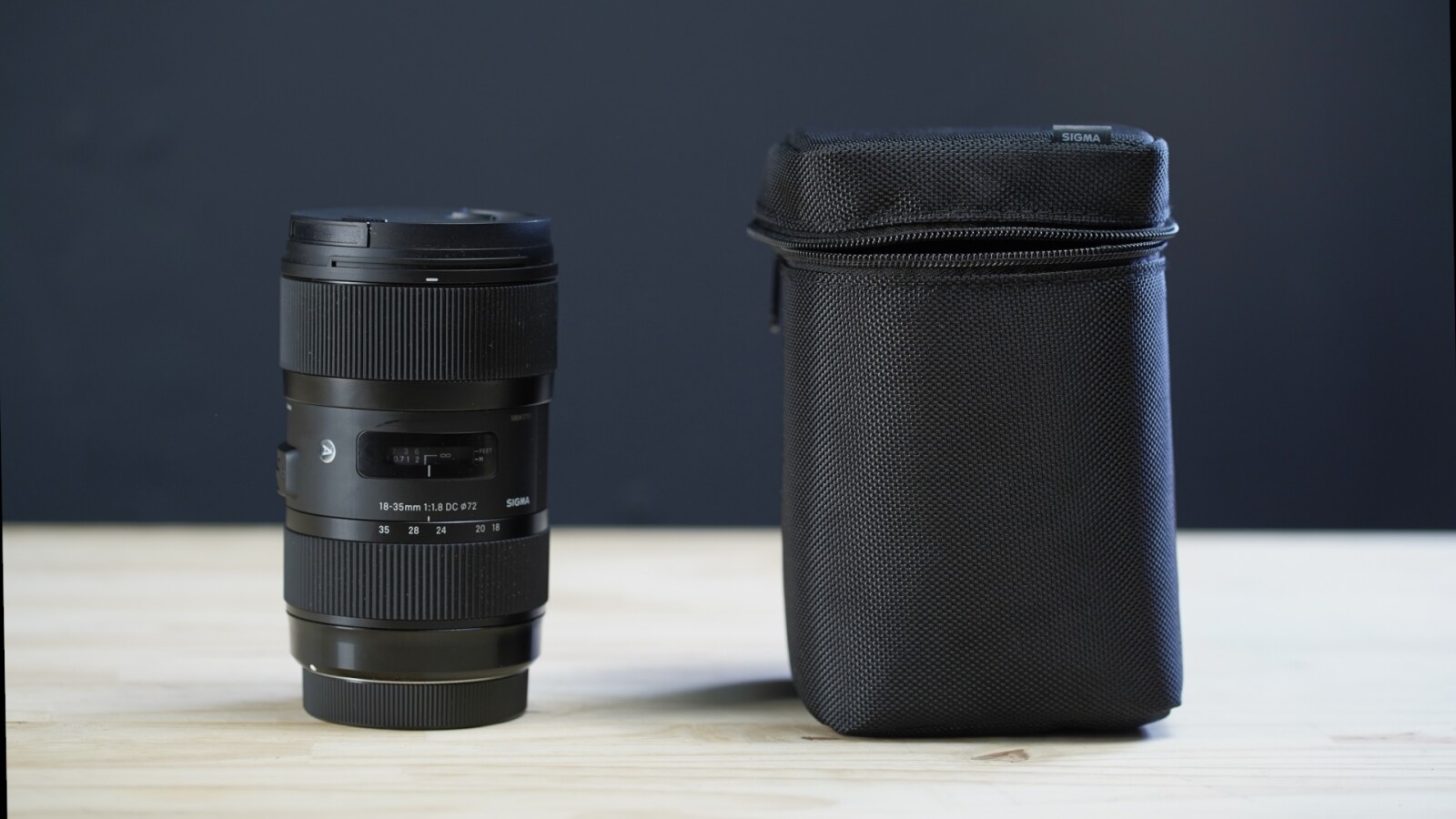 Objectif Sigma Art 18-35 mm 1.8 - Photo 2 sur 2