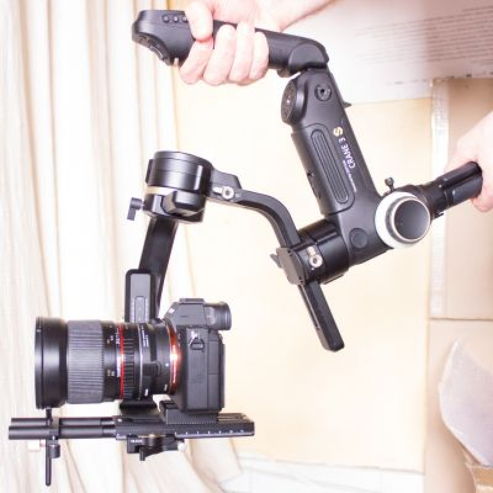Zhiyun Crane 3S - Photo 3 sur 4