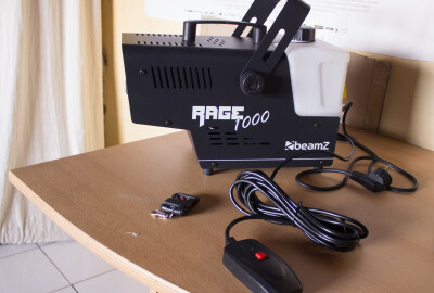 Location Machine à Fumée BeamZ Rage1000 (1000W)