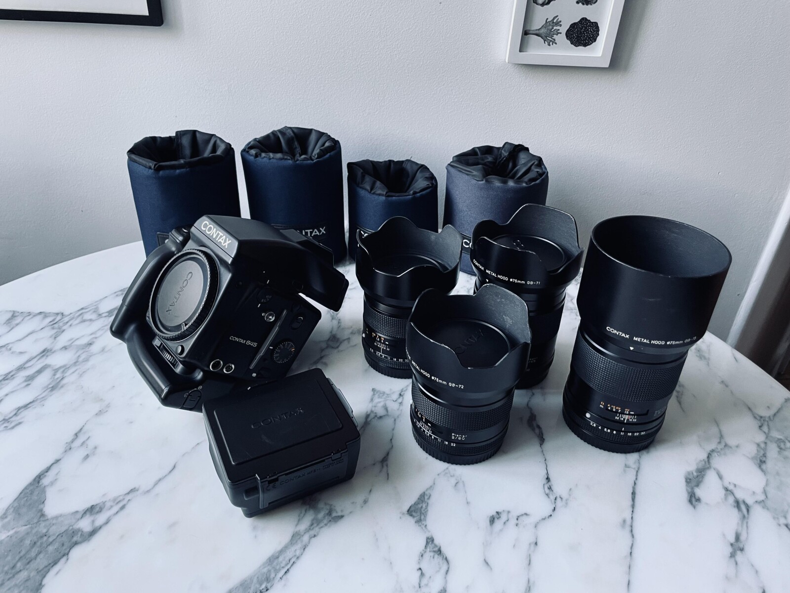 Contax 645 + 45mm 55mm 80mm 140mm - Photo 1 sur 4