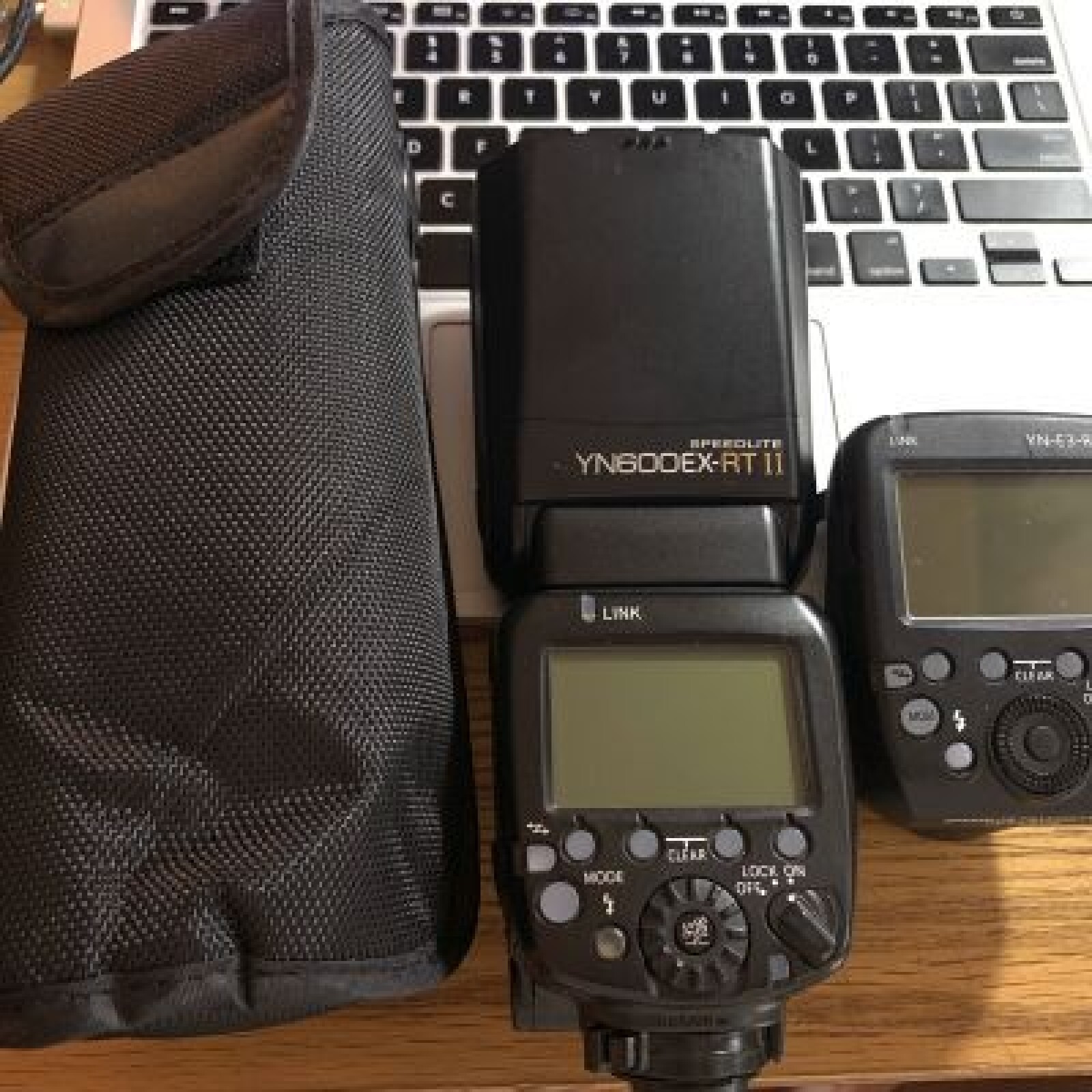 Yongnuo YN600EX-RT II TTL Master Flash speedlite - Photo 1 sur 4