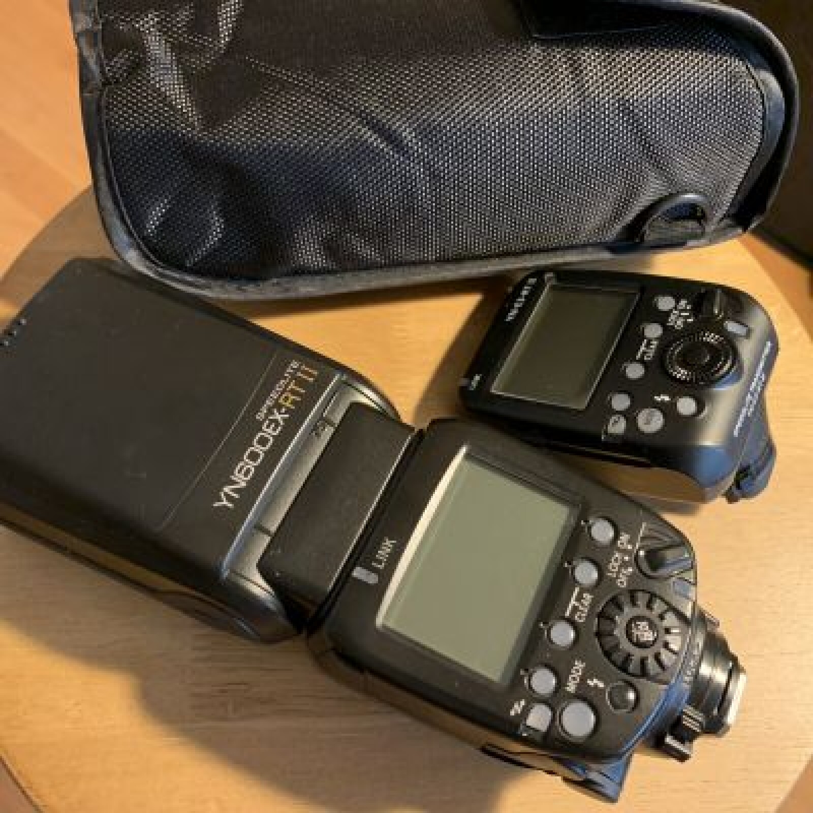 Yongnuo YN600EX-RT II TTL Master Flash speedlite - Photo 2 sur 4