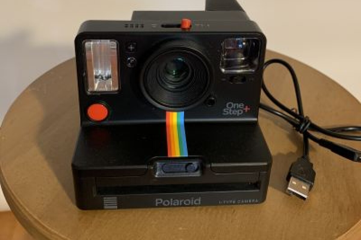 Location Polaroid Originals  OneStep+  Appareil Photo Instantané - Noir - Lightyshare