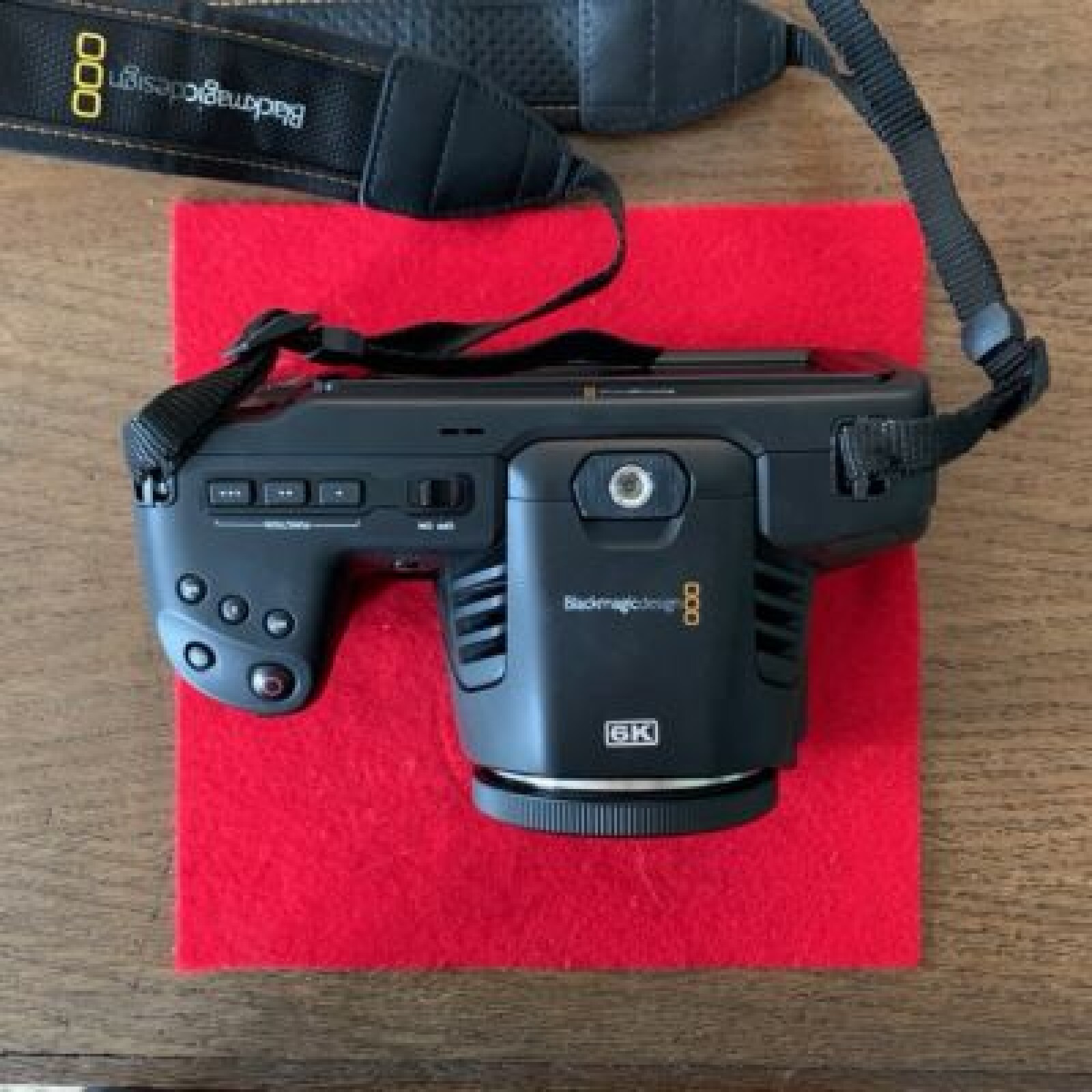 BLACK MAGIC POCKET CINEMA CAMERA 6K (BMPCC) - Photo 1 sur 3
