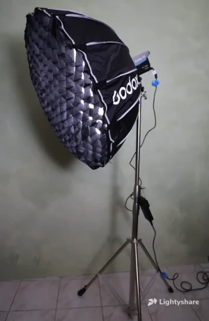 Location Nanlite FC 120C Projecteur LED RGB + SOFTBOX + TREPIED