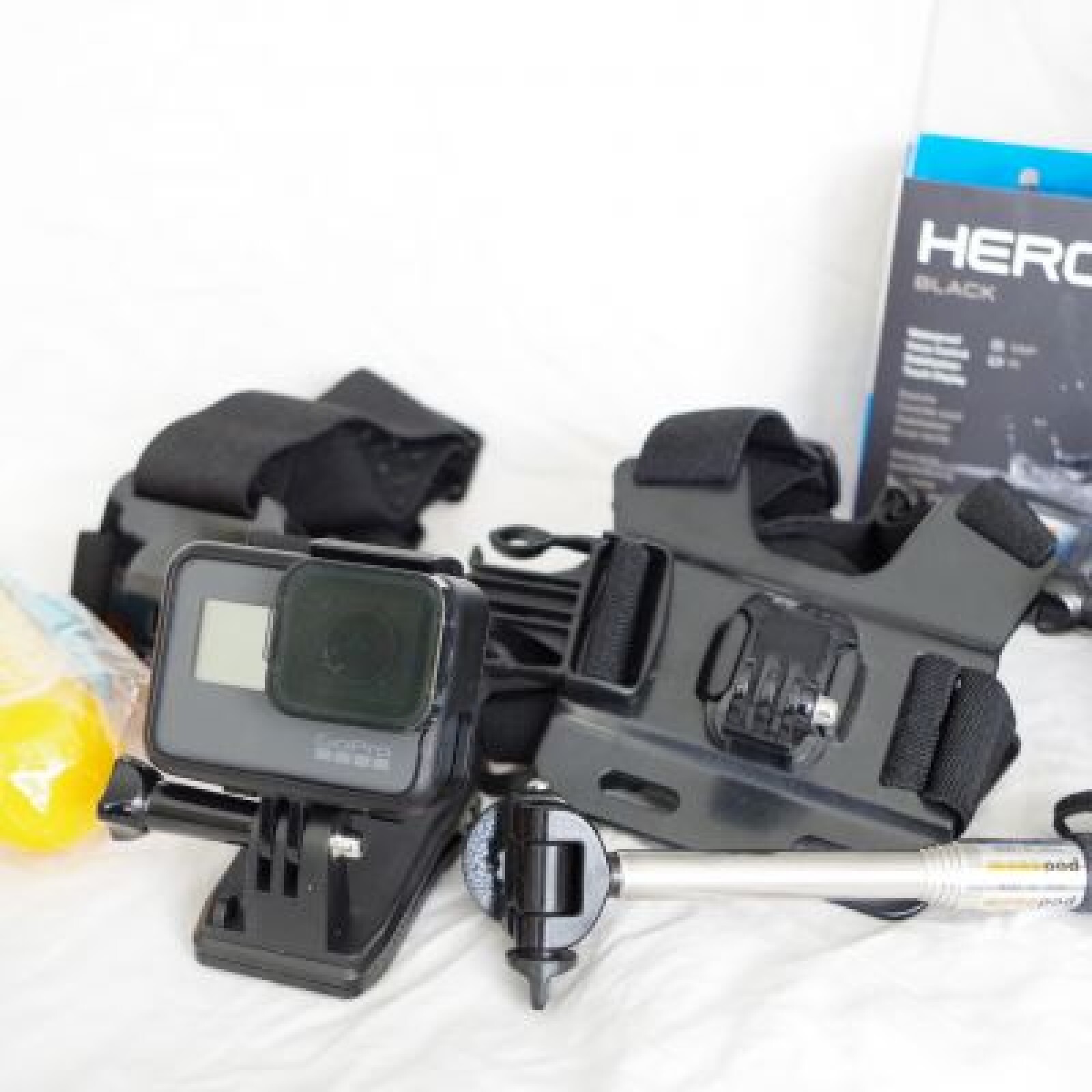 Go Pro avec tous les accessoires - Photo 2 sur 2