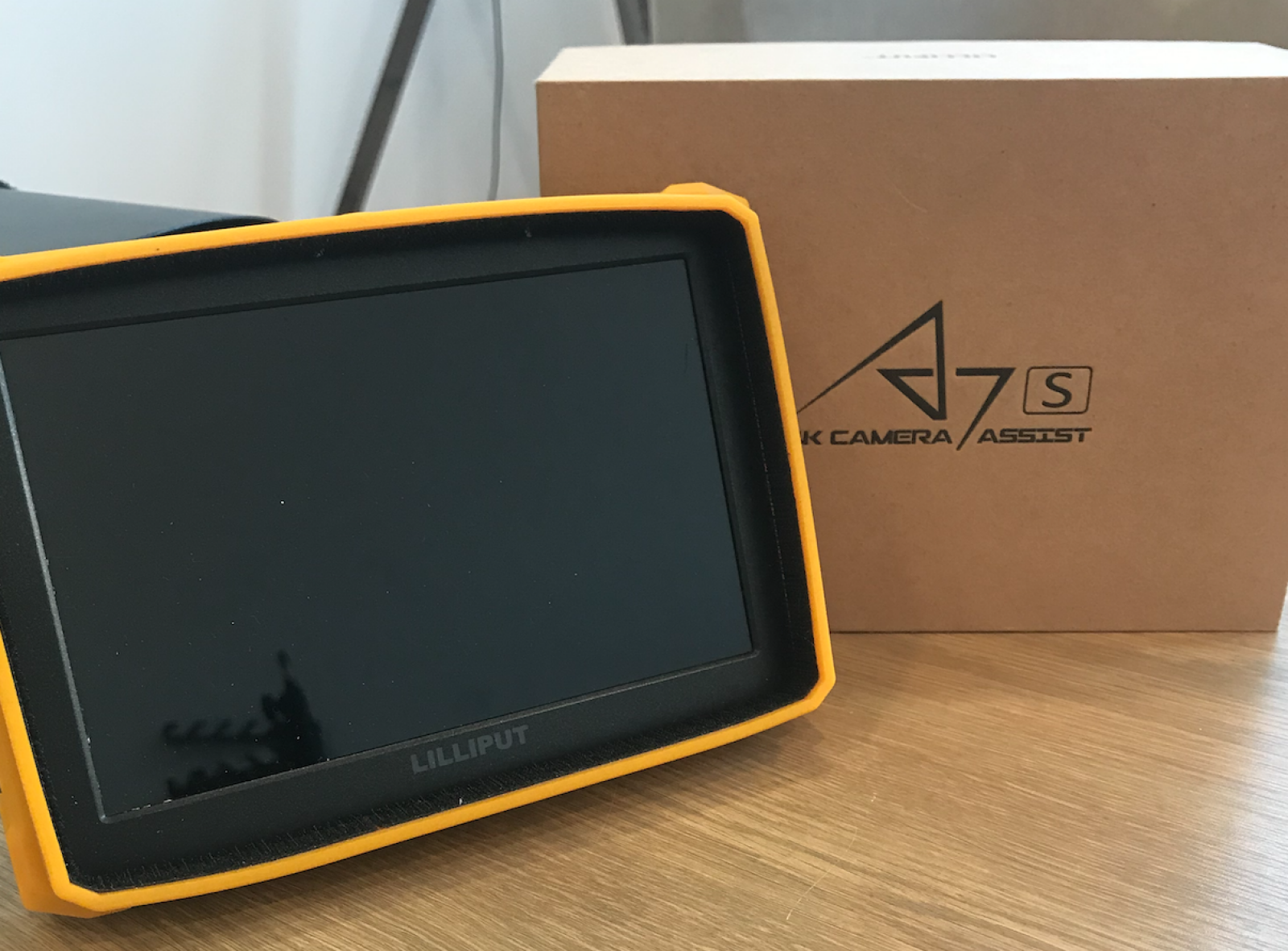 Moniteur 7pouces Liliput - Photo 1 sur 2