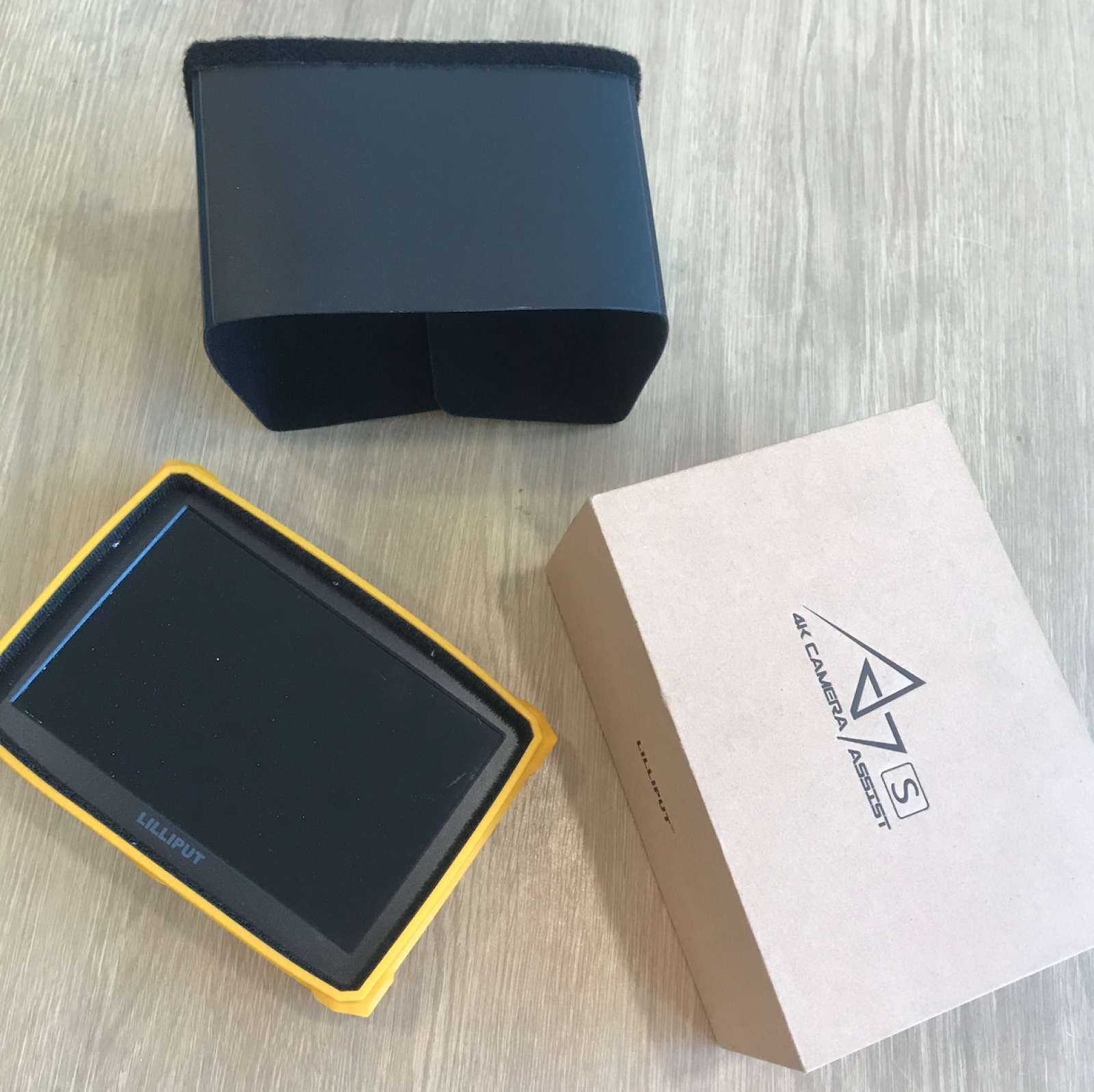 Moniteur 7pouces Liliput - Photo 2 sur 2