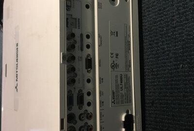 Location Vidéoprojecteur Tri LCD 5000 lumens Full HD (1920x1200) - Mitsubishi UL7400U