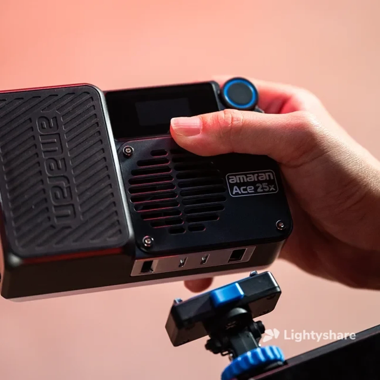 Amaran Ace 25x - Photo 2 sur 2