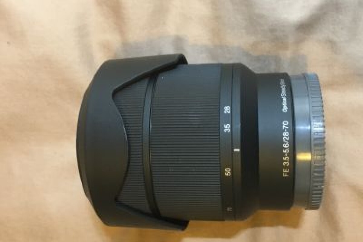 Location Objectif sony 28 70 F 3.5 5.6 Full frame sony a7 - Lightyshare