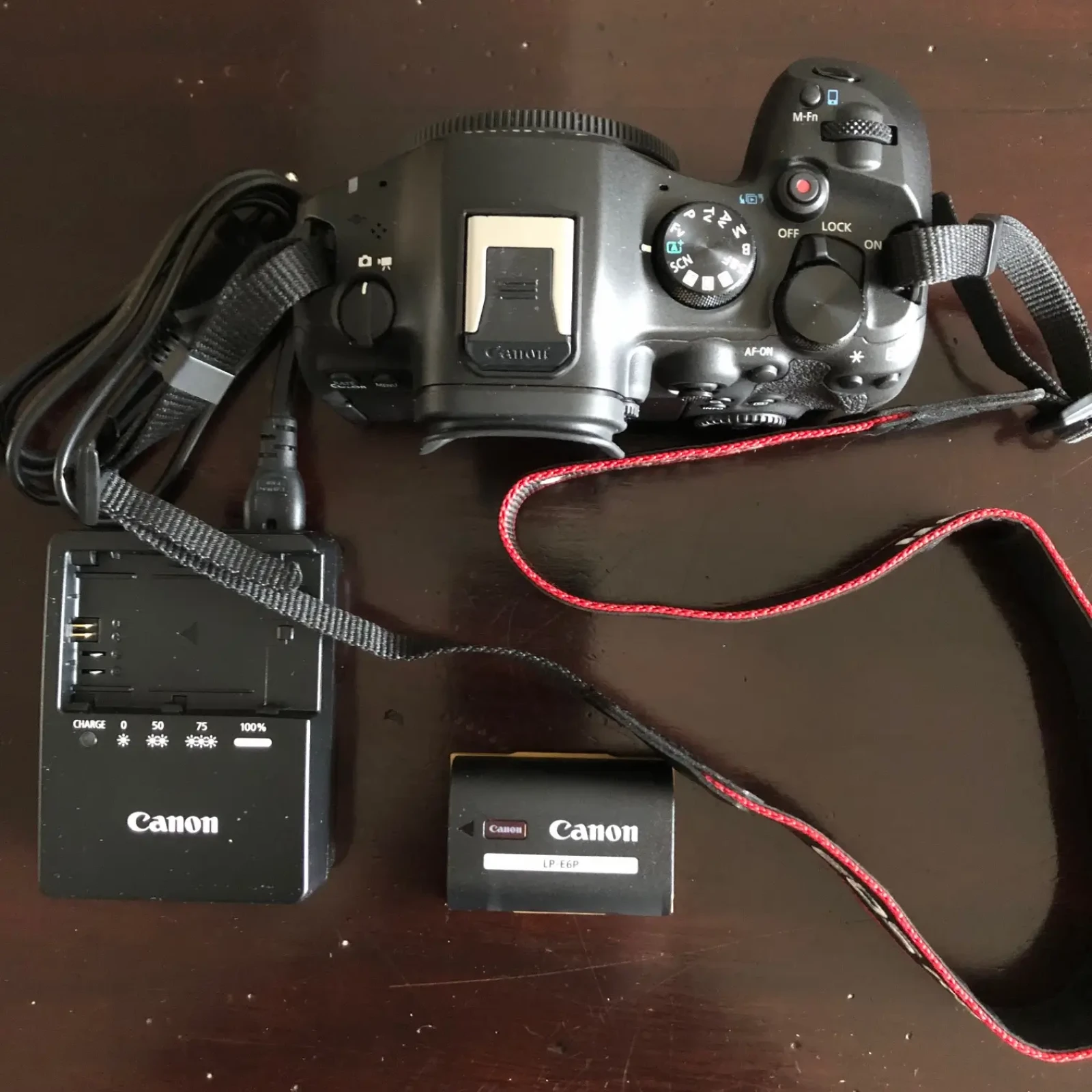 CANON EOS R6 MARK III - Photo 2 sur 2