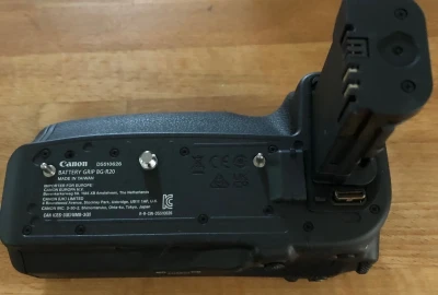 Rent Canon Battery Grip BG-R20