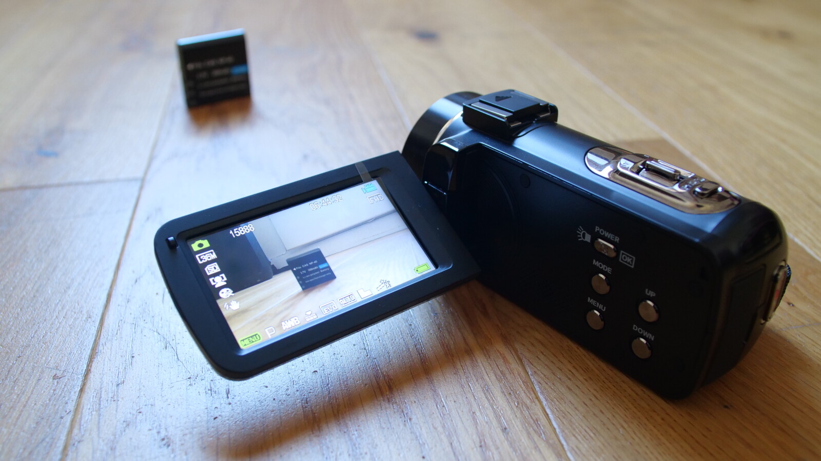 PEAWOLCY Caméscope - Photo 3 sur 3