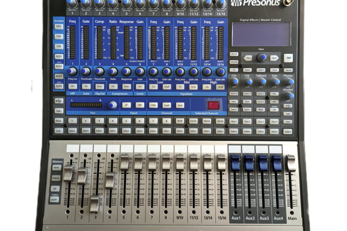 Location PRESONUS STUDIOLIVE 16.0.2 USB (avec house de transport) - Lightyshare