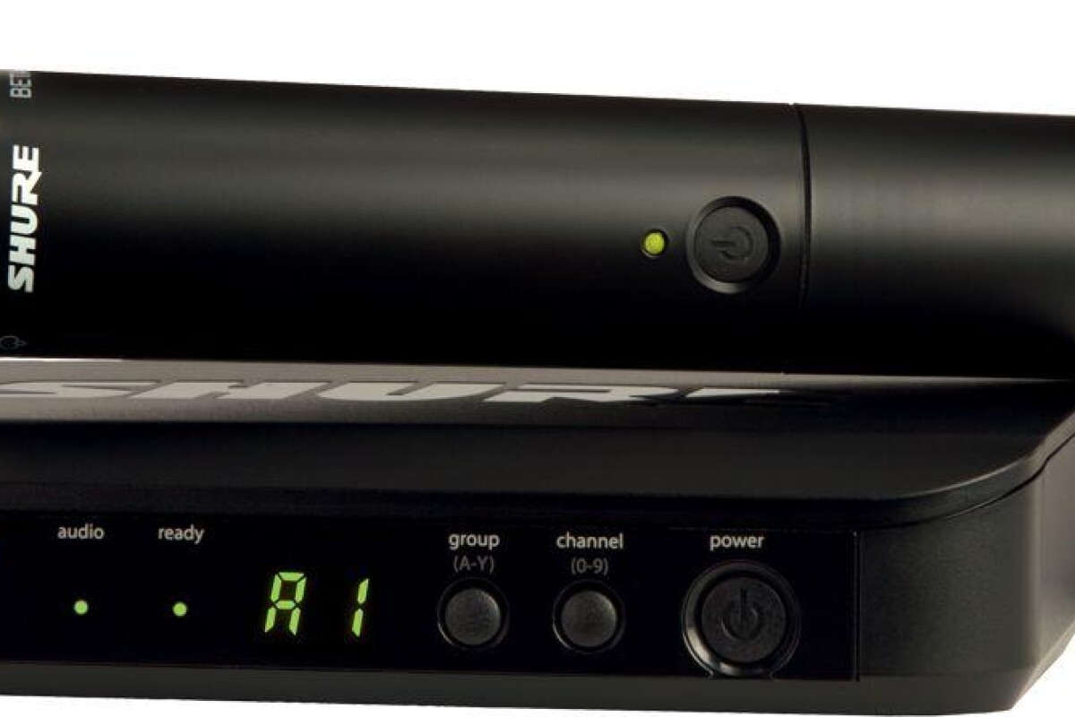 Location Shure PGX24 Beta 58 (avec valise de transport) - micro voix HF (sans fil) - Lightyshare