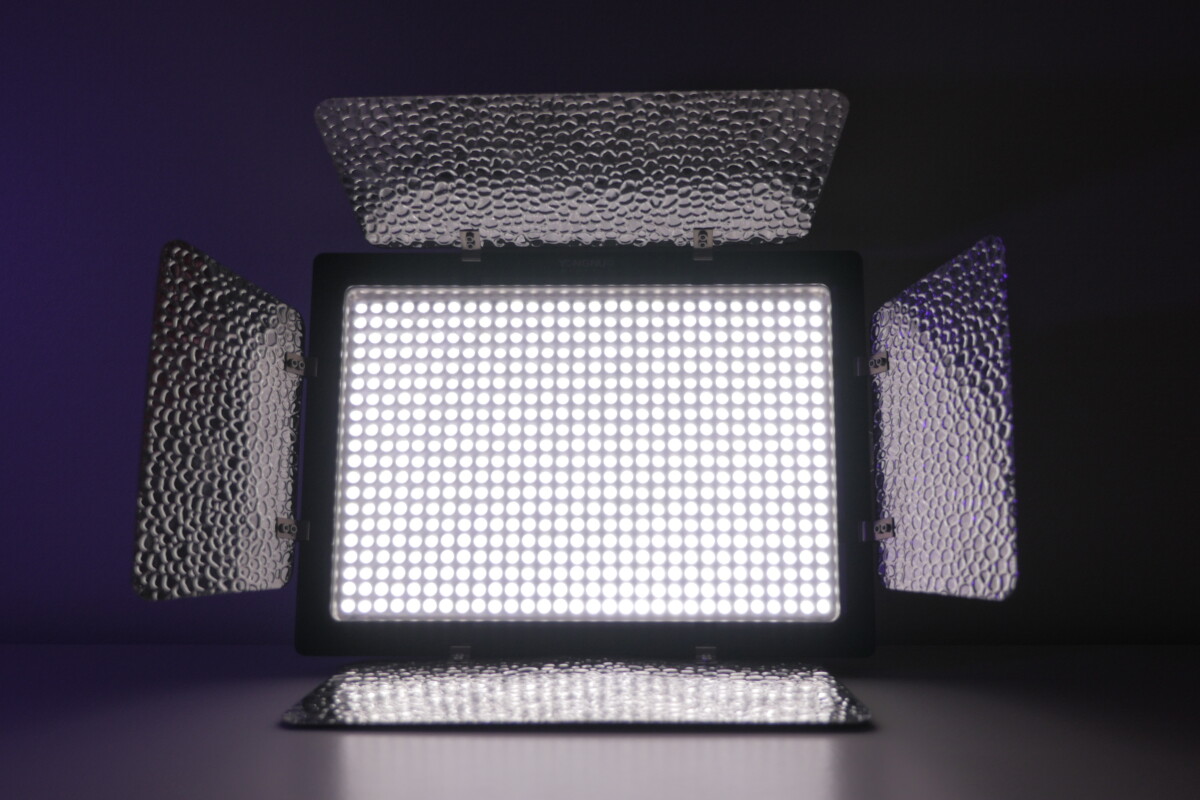 Location Panneau led Yongnuo YN600L II avec softbox (kit) - Lightyshare