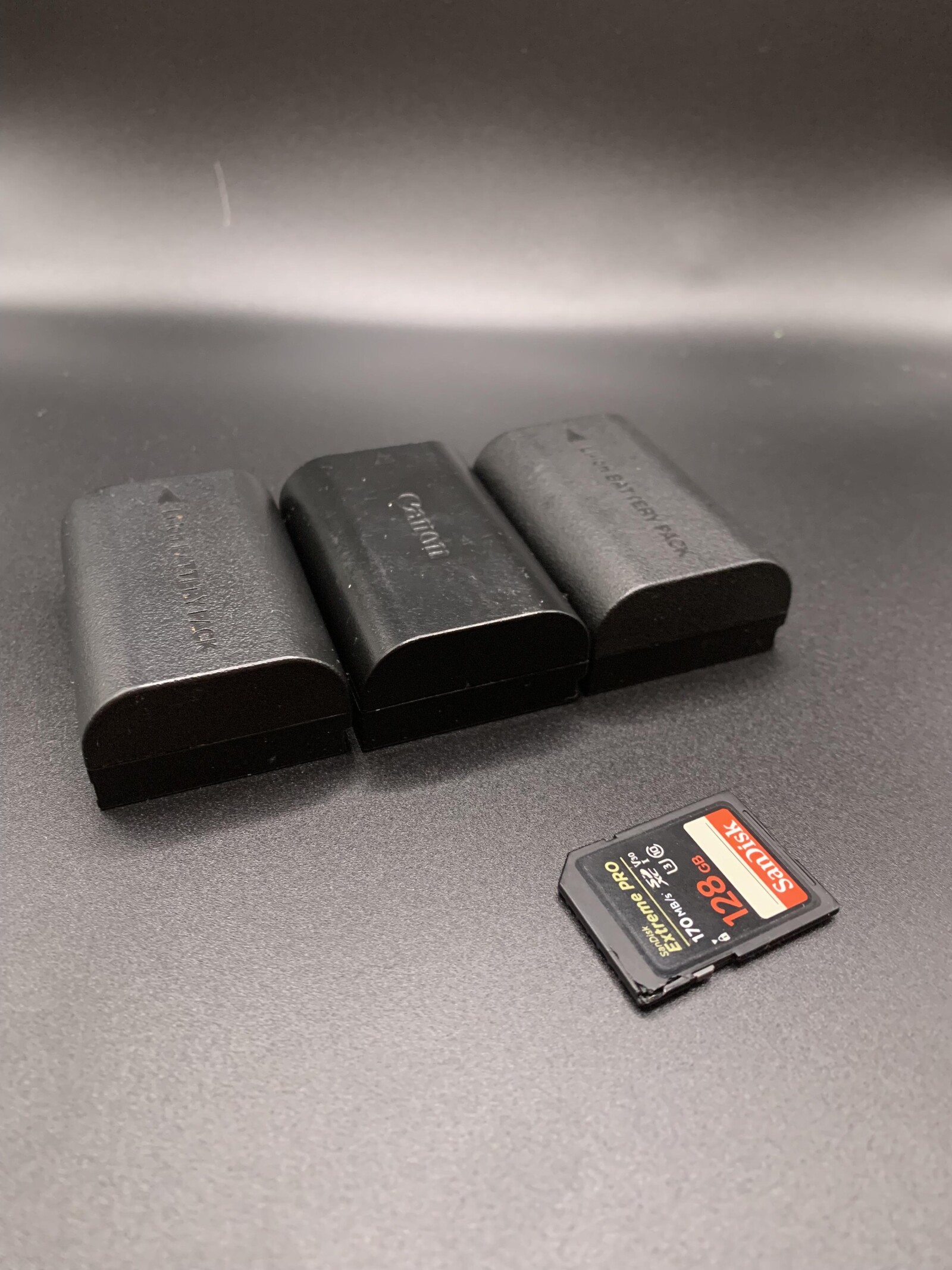 Pack nu : Blackmagic pocket cinéma caméra 6K - Photo 2 sur 2