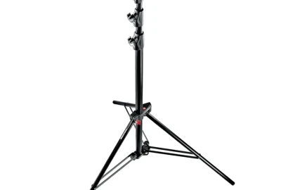 Location Aputure COB 300 mark II