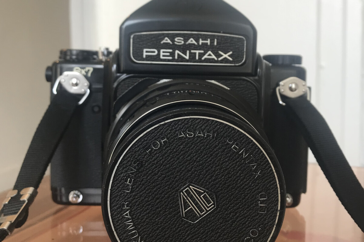 Location Pentax 6x7 TTL MLU 105mm f/2.4 - Lightyshare