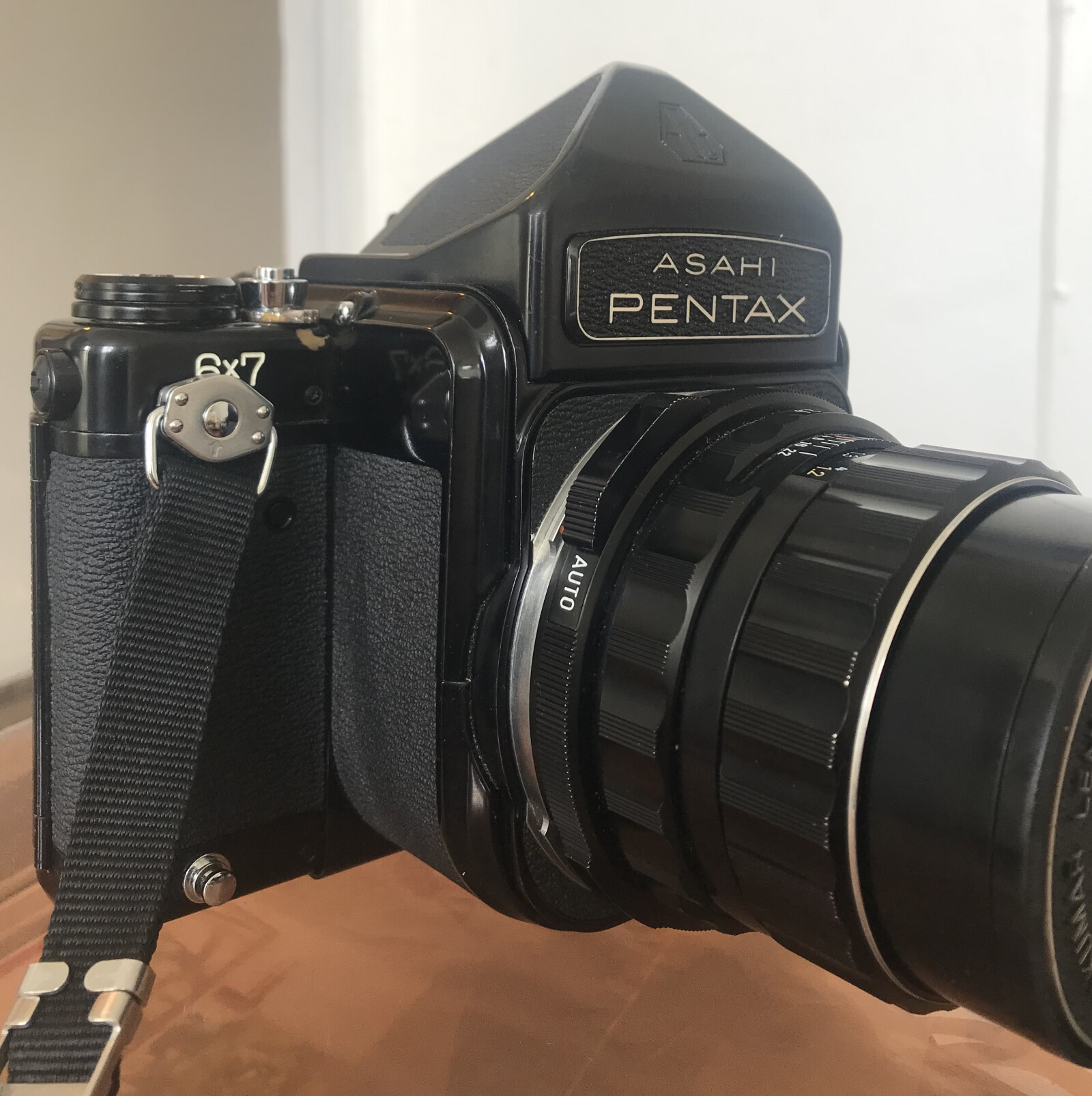 Pentax 6x7 TTL MLU 105mm f/2.4 - Photo 2 sur 3
