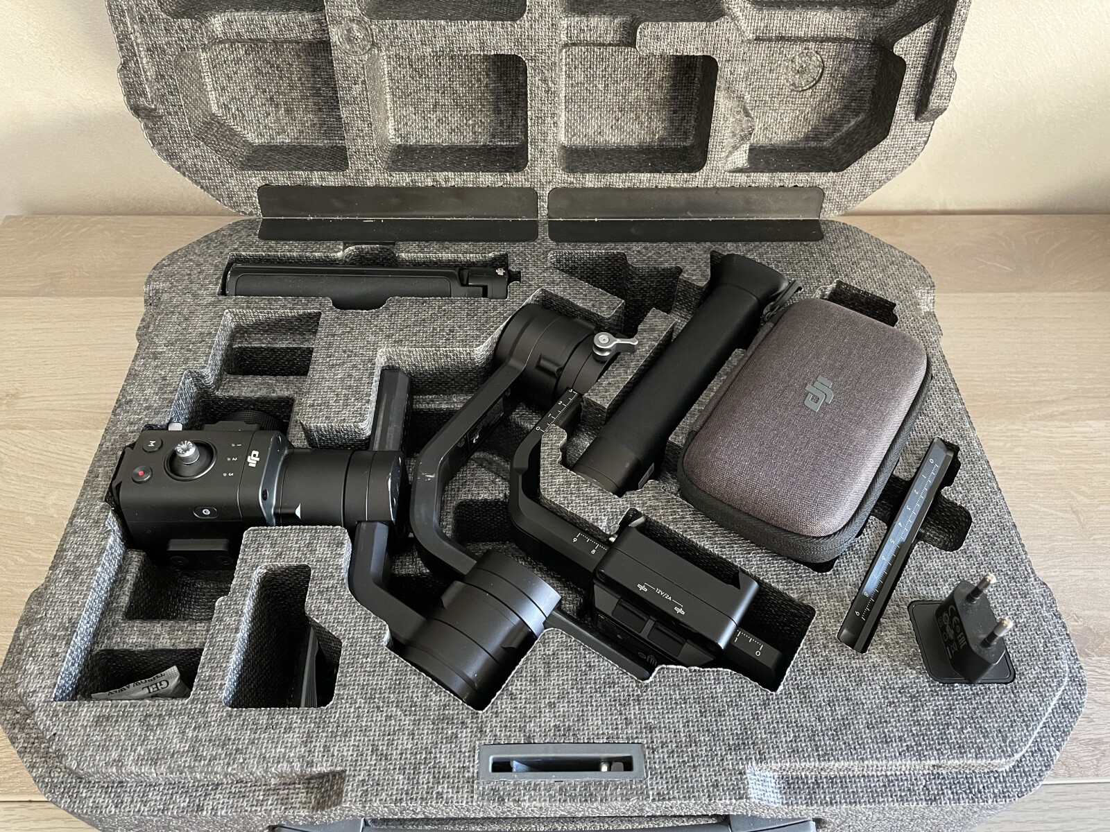 DJI Ronin S (Stabilisateur) - Photo 1 sur 3
