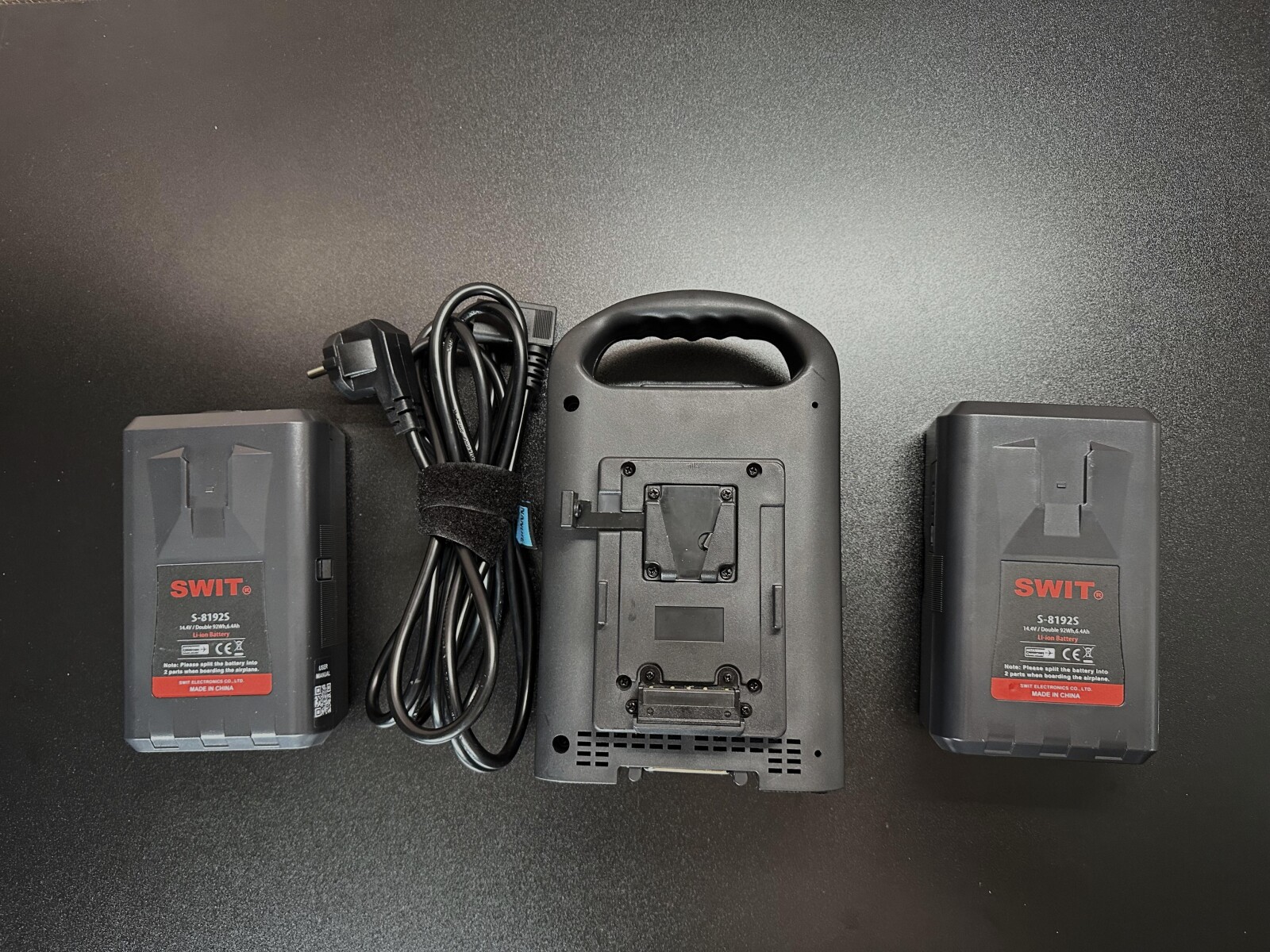 SWIT S-8152S - Photo 1 sur 2