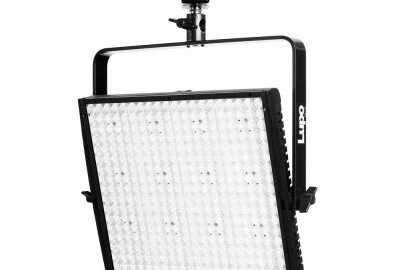 Location Lupo Superpanel (Panneau LED 5600K)