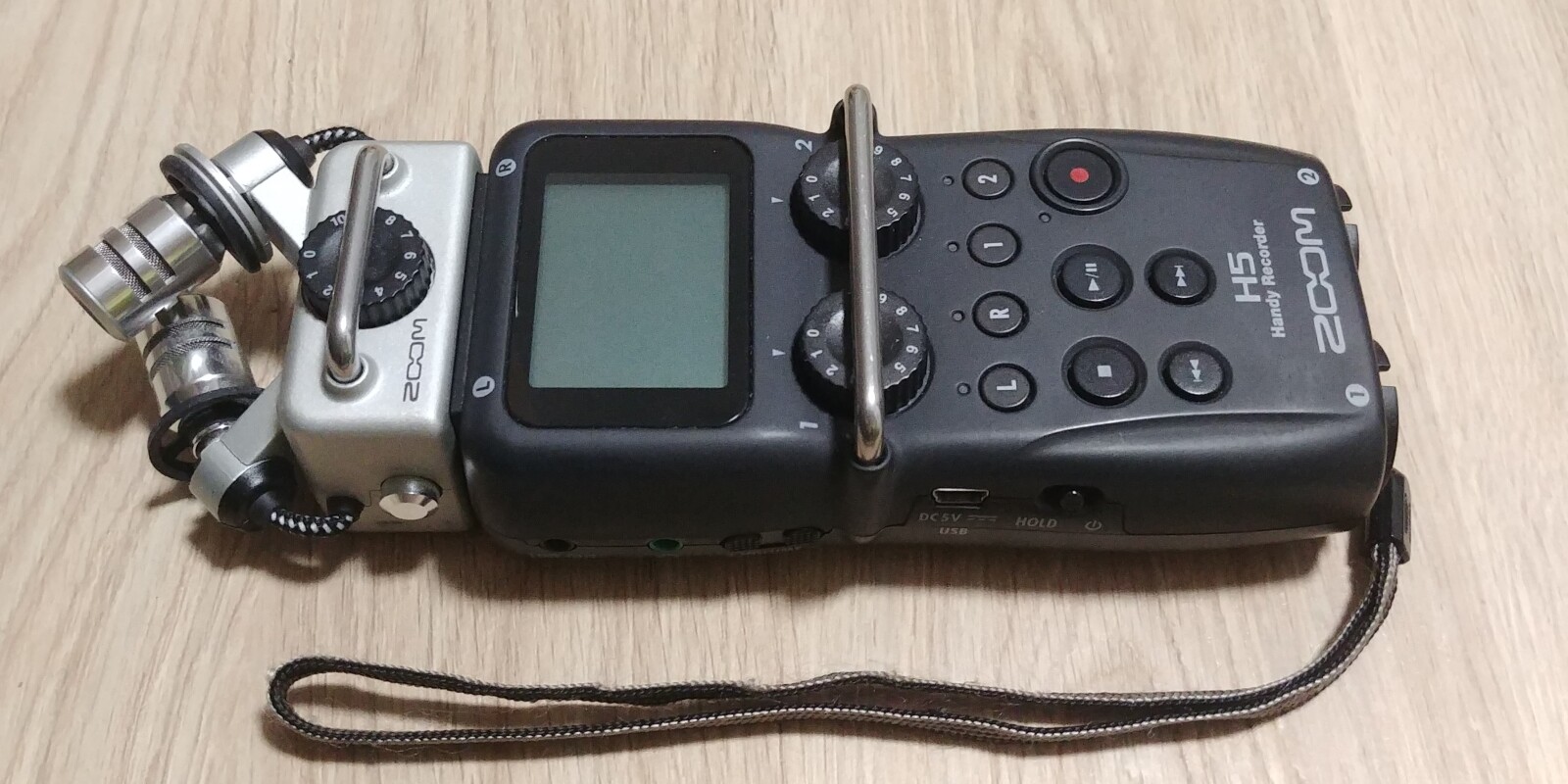 ZOOM H5 avec capsule X/Y (XYH-5) + bonnette + Carte SD - Photo 1 sur 5