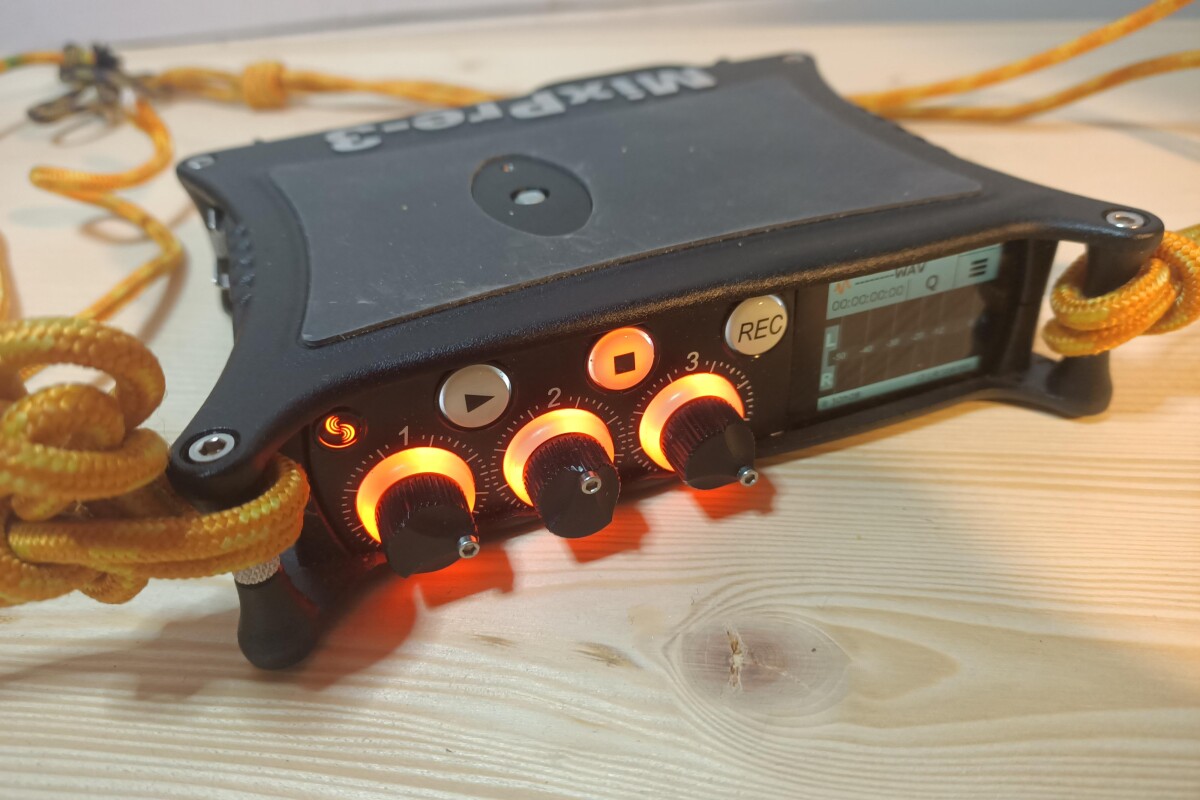 Location Sound Devices MixPre-3 - Lightyshare