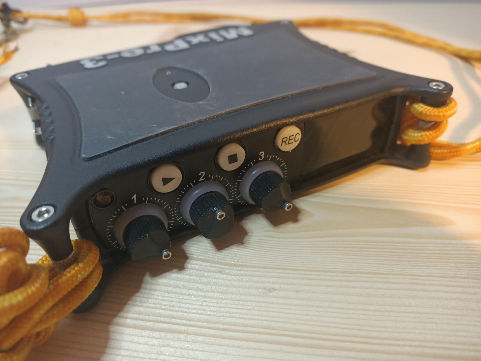 Sound Devices MixPre-3 - Photo 2 sur 5