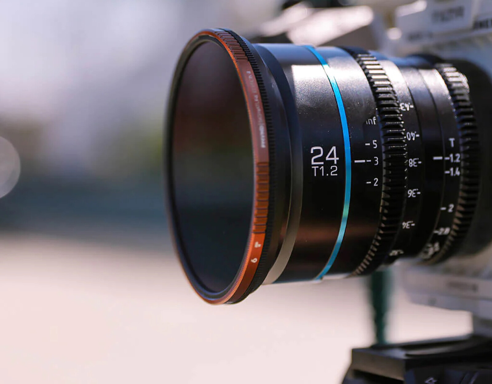 Sirui Night Walker T1.2 S35 Cine Lens Series - Photo 3 sur 3