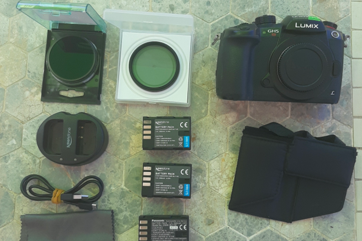 Location Gh5s + 3 batteries + filtre ND & Polarisant + Pare-soleil Ecran - Lightyshare