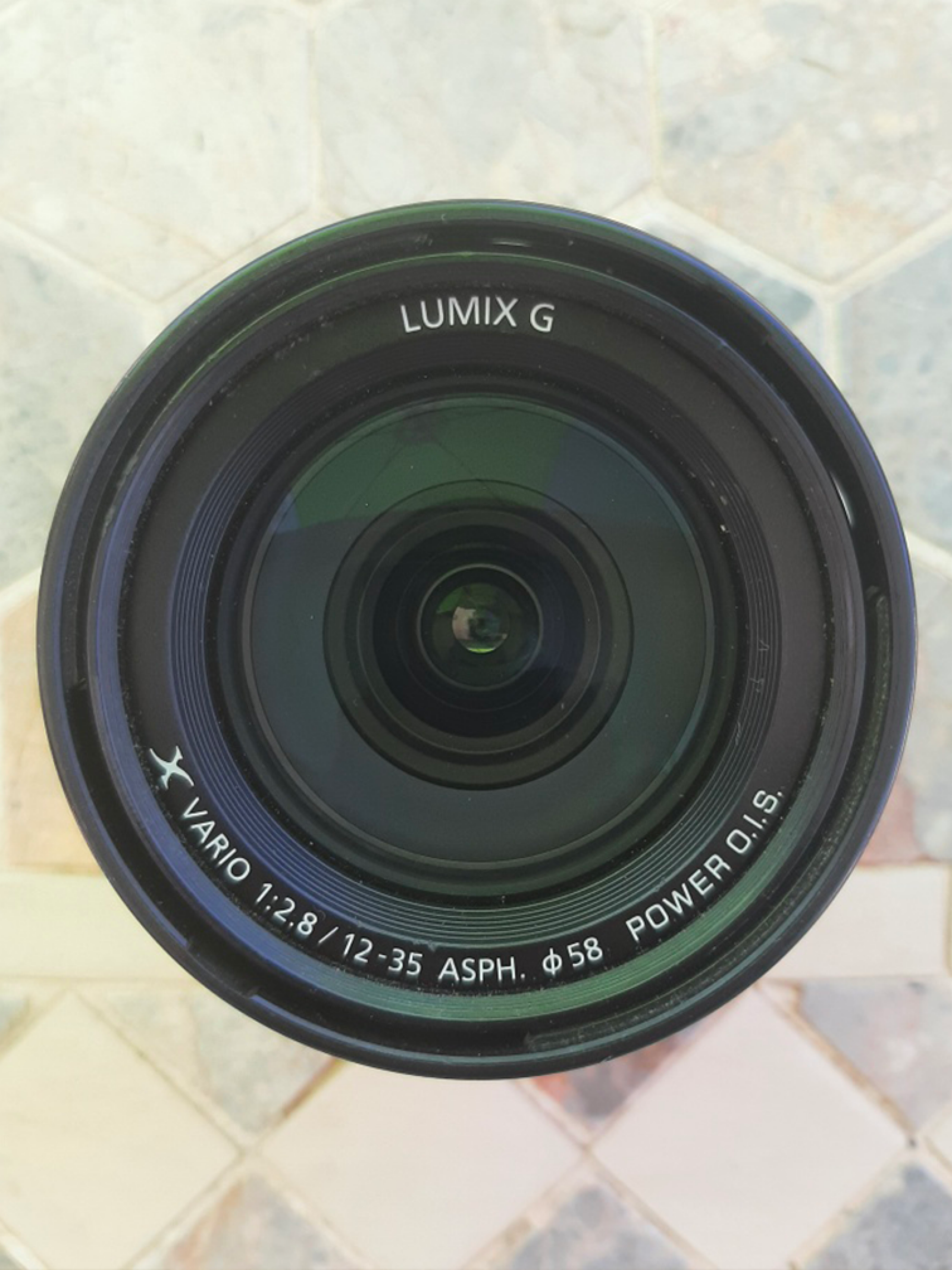 Panasonic Lumix 12-35 mm F2.8 avec Power O.I.S - Photo 2 sur 2
