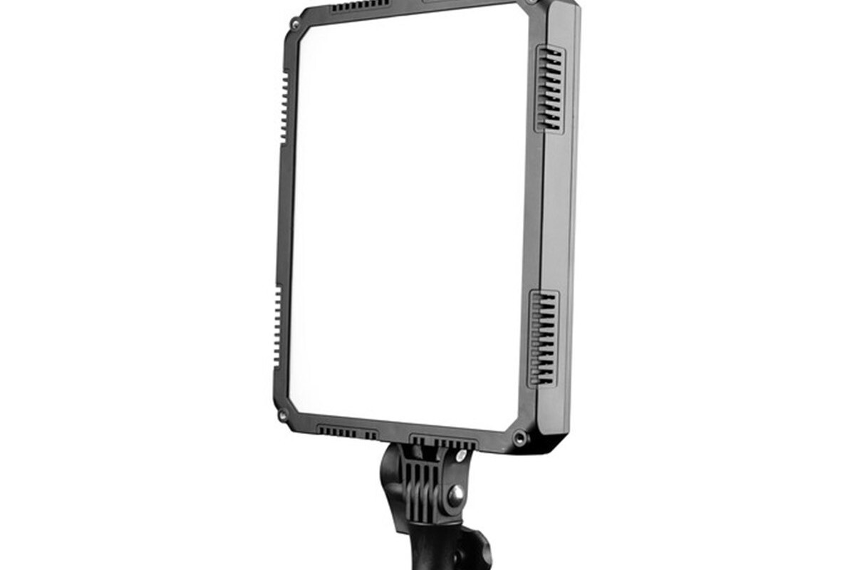 Location Nanlite Compac 100 - Lightyshare