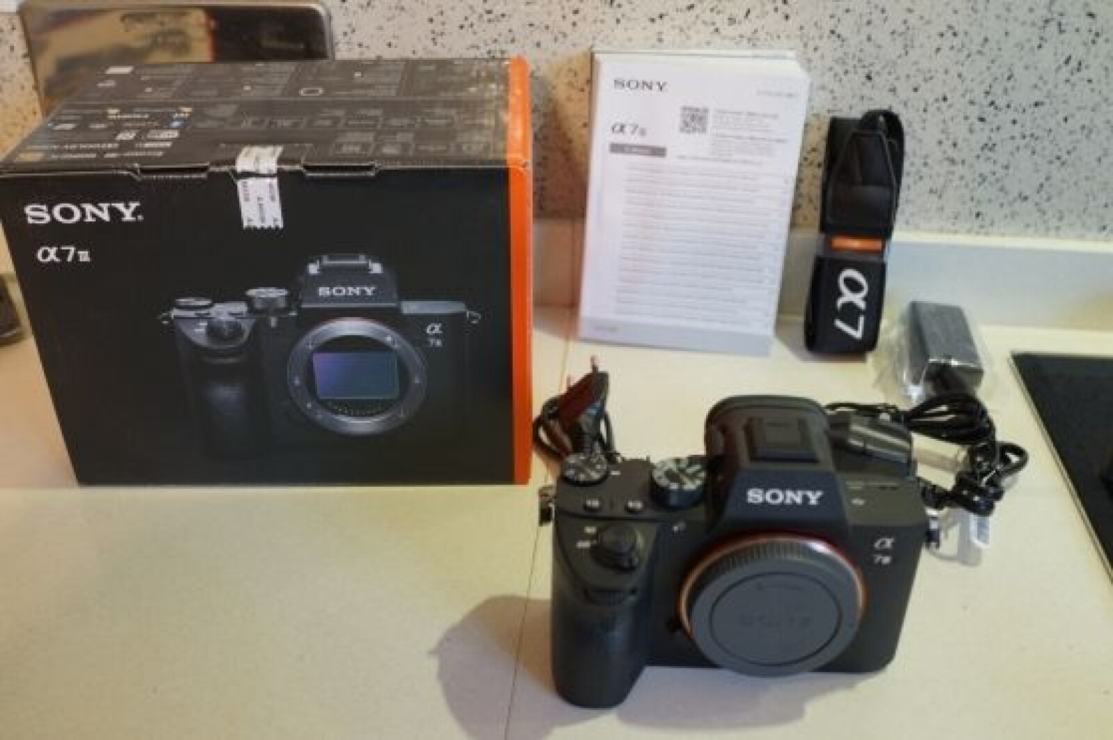 Sony Alpha 7SII + 3 Objectifs + 1 carte mémoire - Photo 2 sur 3