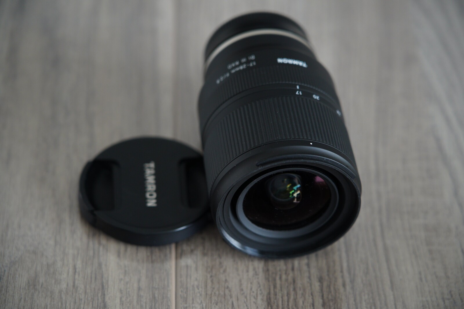 Objectif Tamron 17-28 mm f/2.8 Monture Sony FE - Photo 2 sur 2