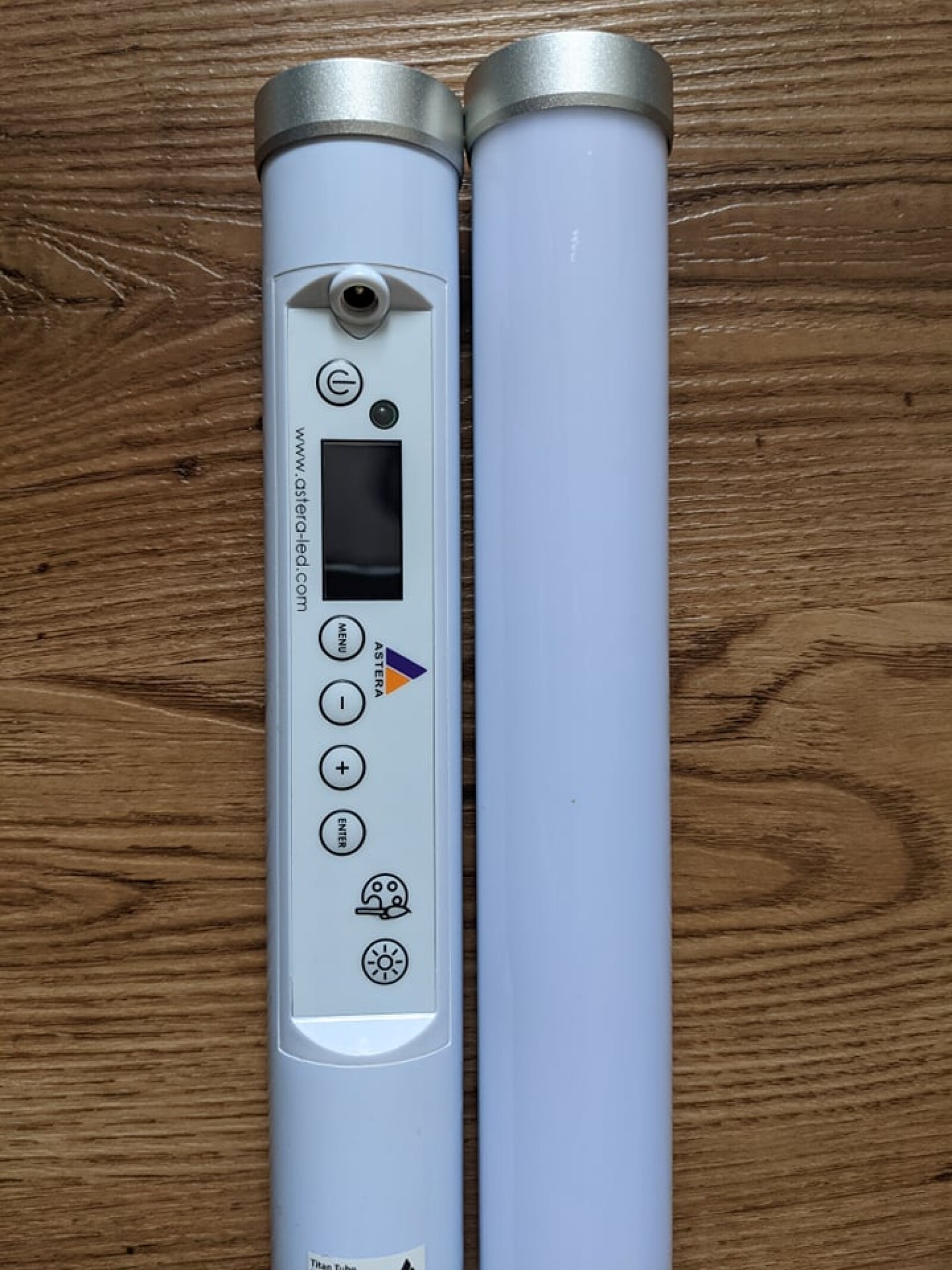 Astera Titan X2 - Photo 2 sur 2