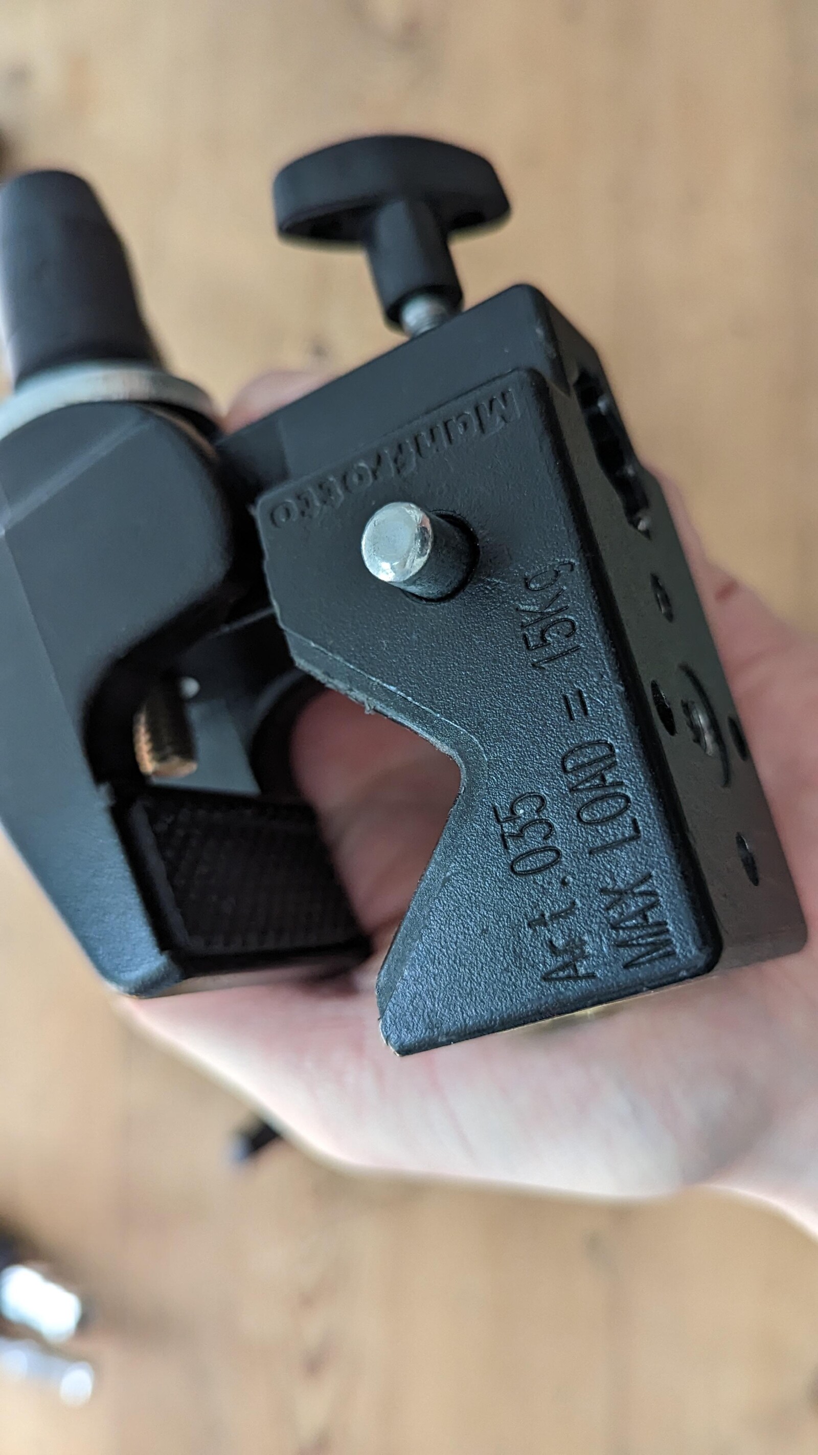 Manfrotto 035 Super Clamp - Photo 2 sur 4