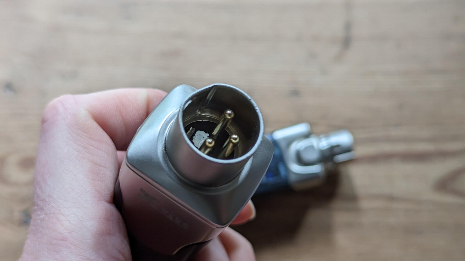 Système sans fil pour micro XVive U3C - micro 48v HF - alimentation fantôme - Photo 3 sur 3