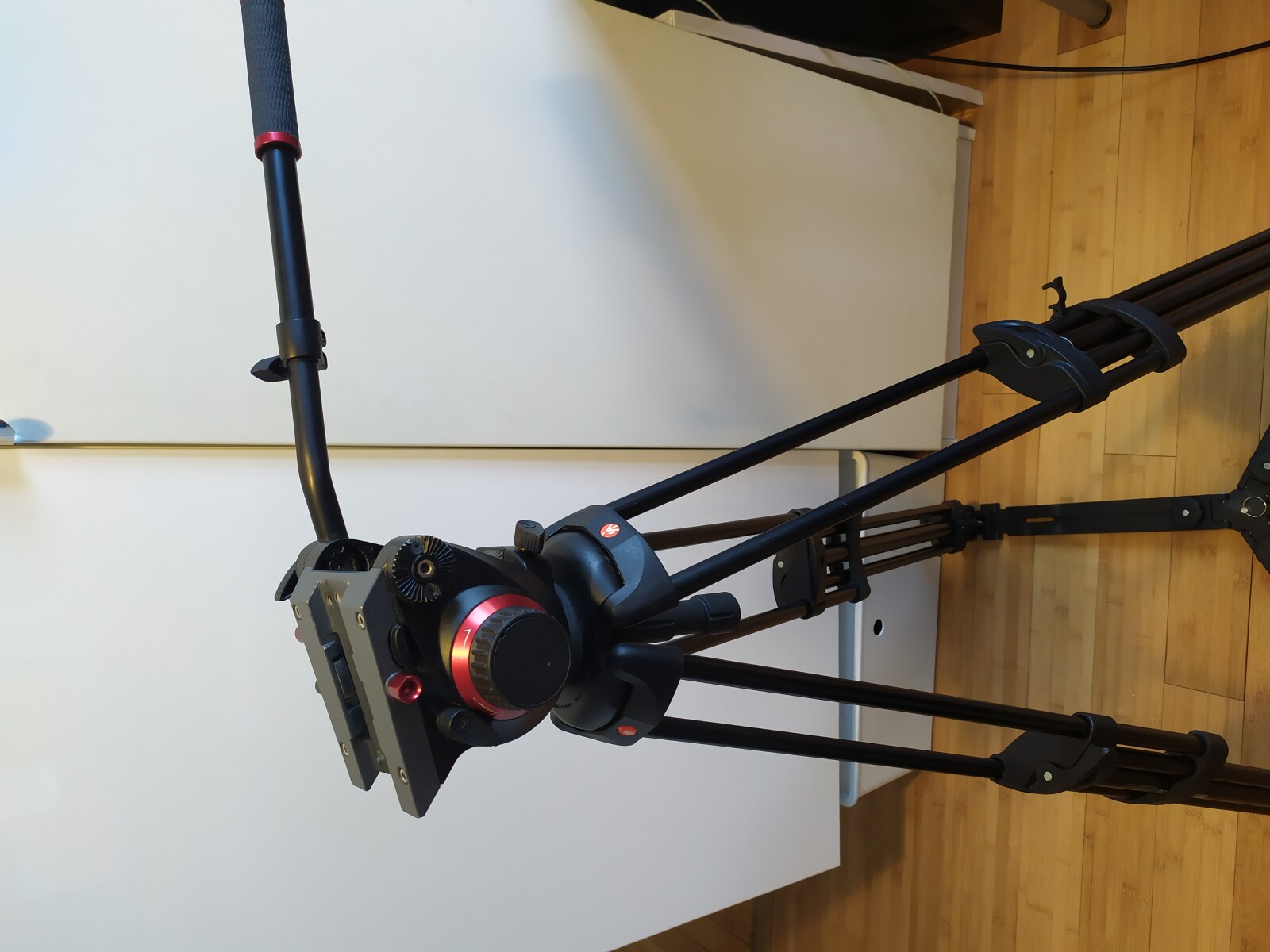 Trépied Manfrotto 504HD - Photo 1 sur 3