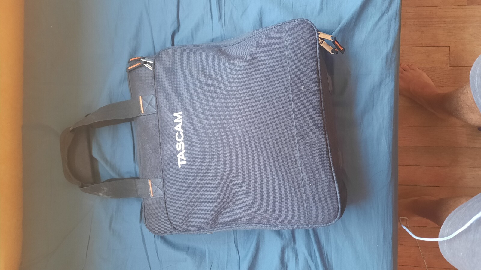 Tascam Model 12 - Photo 4 sur 4