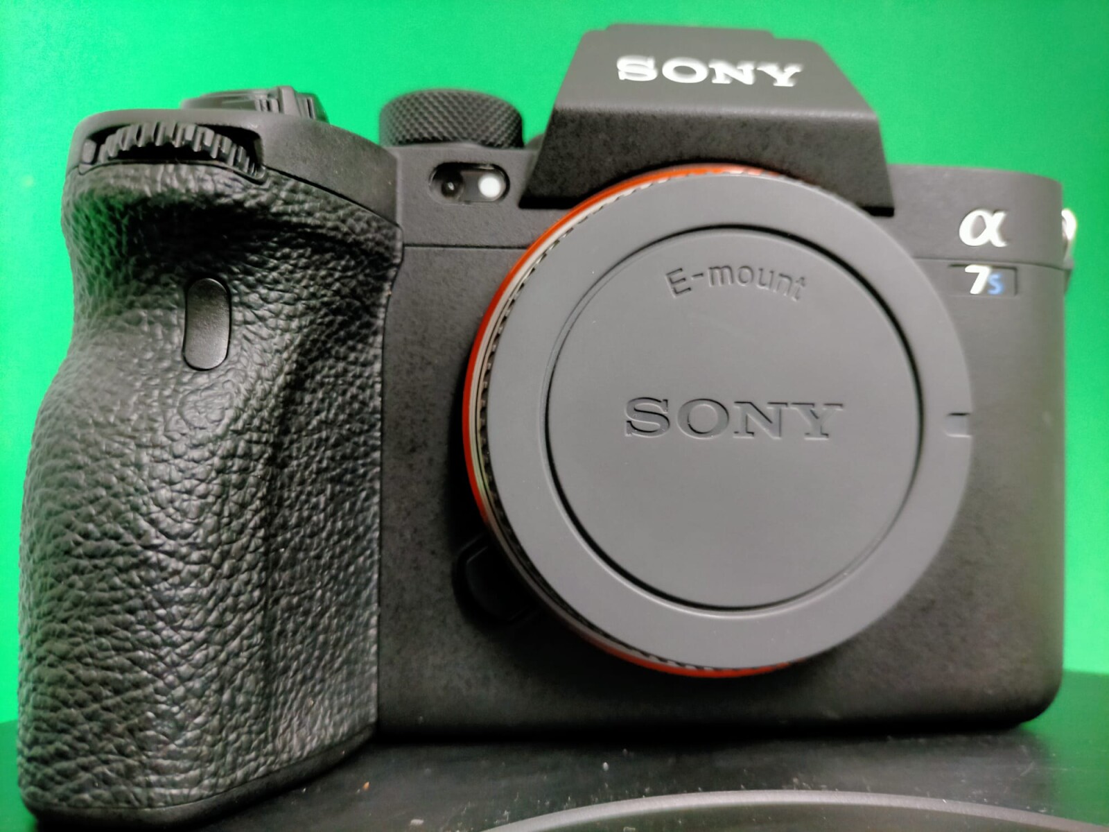 Sony Alpha 7s  III nu - Photo 1 sur 2