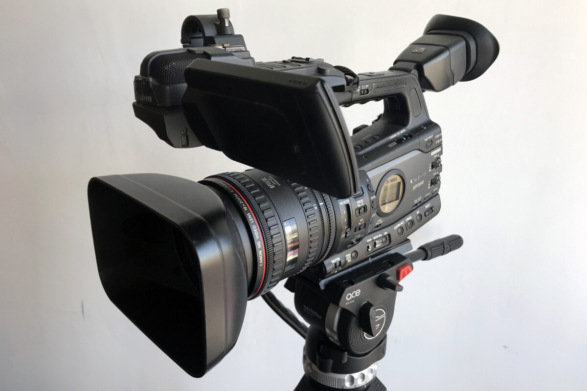 Location Caméra Canon XF-300 et accessoires - Lightyshare