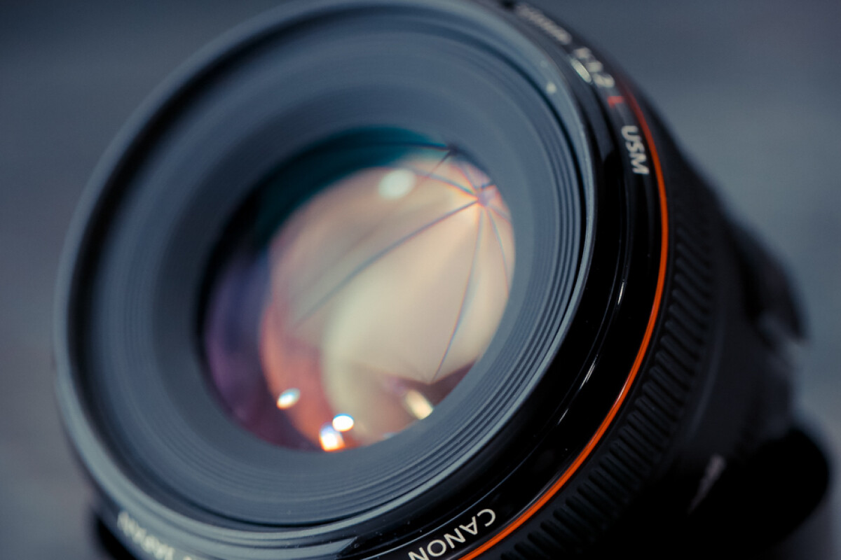 Location Canon EF 50mm f/1.2  - Lightyshare